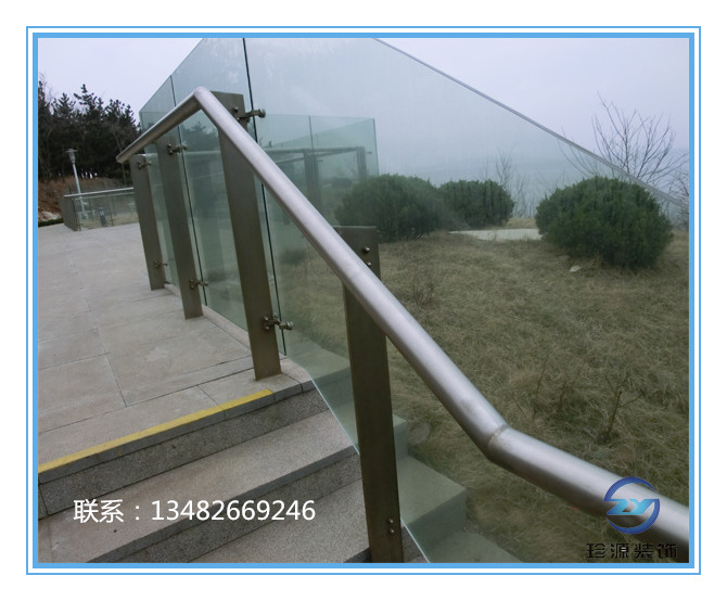 不锈钢拉丝玻璃扶手 不锈钢栏杆扶手图片 不锈钢拉丝玻璃扶手 不锈钢栏杆扶手图片